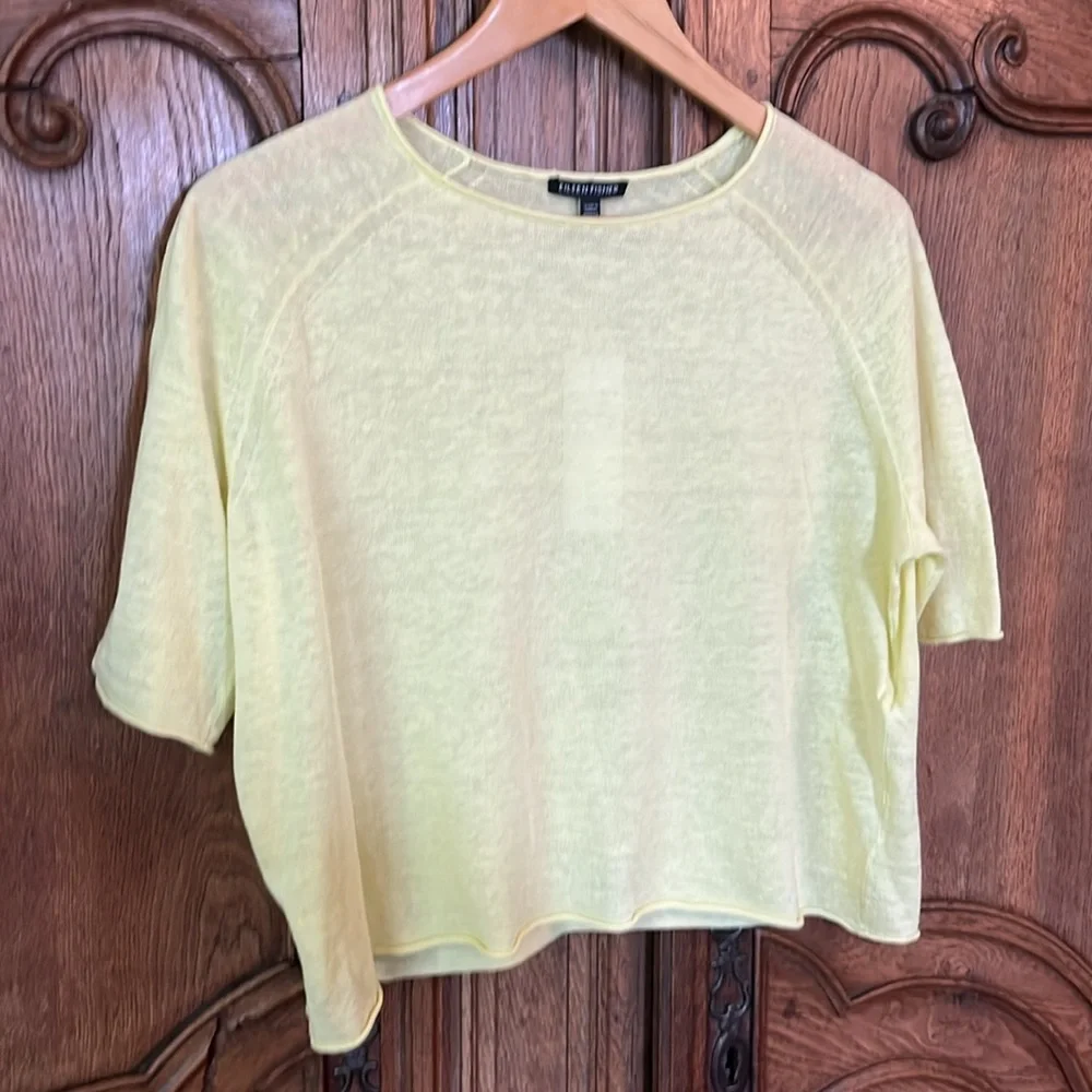 Eileen Fisher Linen/Cotton Bend Short Sleeve Shirt. - Picture 4 of 8